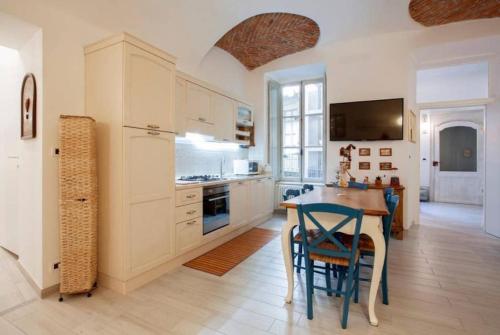 Via Po Big appartment — 4-Star Luxury Hotel in Turin, Italy