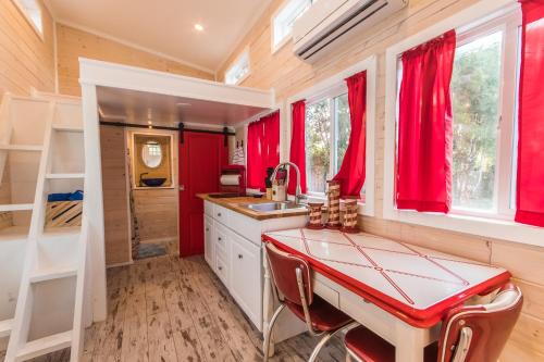 Tiny House Siesta - photo 151