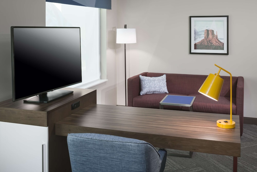 Hampton Inn & Suites Phoenix Downtown - photo 13