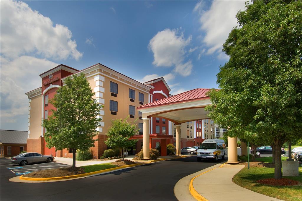 Comfort Suites Dulles Airport - photo 2