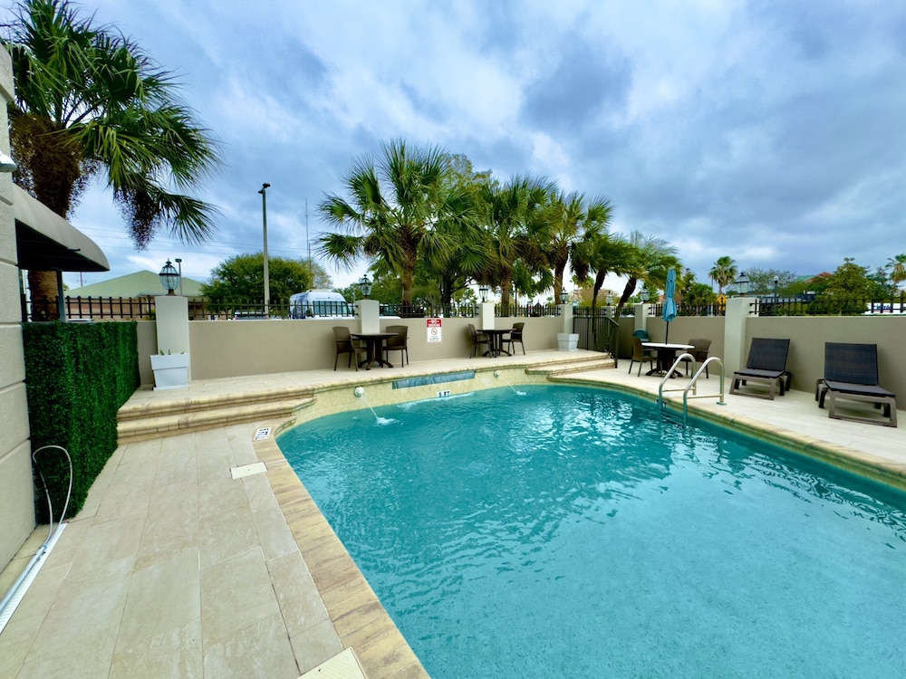Holiday Inn Express Hotel & Suites Tampa Northwest Oldsmar by IHG - photo 28