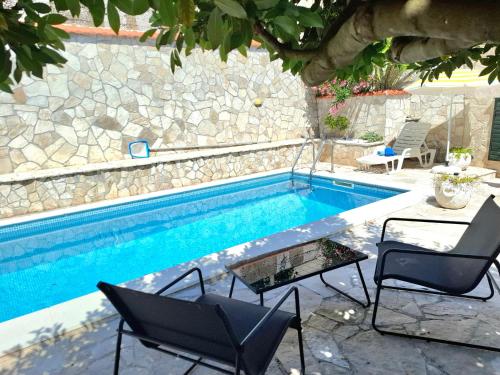 Villa Tina — 4-Star Luxury Hotel in Ploce, Croatia