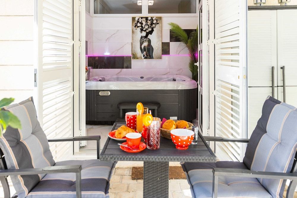 Apartment Zolla Dubrovnik Hot Tub and Free Parking