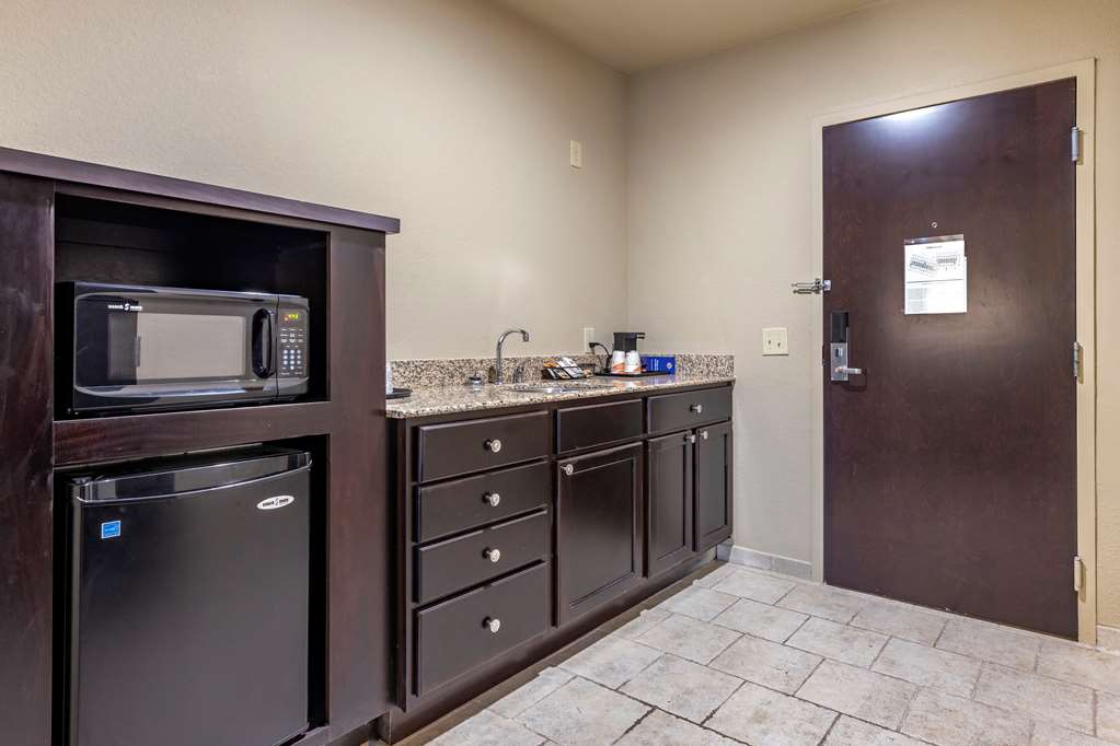 Comfort Inn Bentonville Crystal Bridges - photo 16