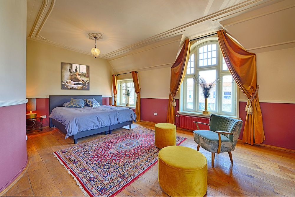 Herberg D'n Brouwer — 4-Star Luxury Hotel in Zeeland, Netherlands