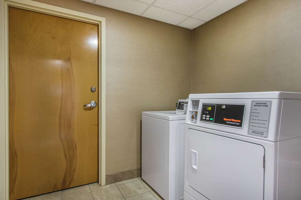 Comfort Suites Richmond - photo 40