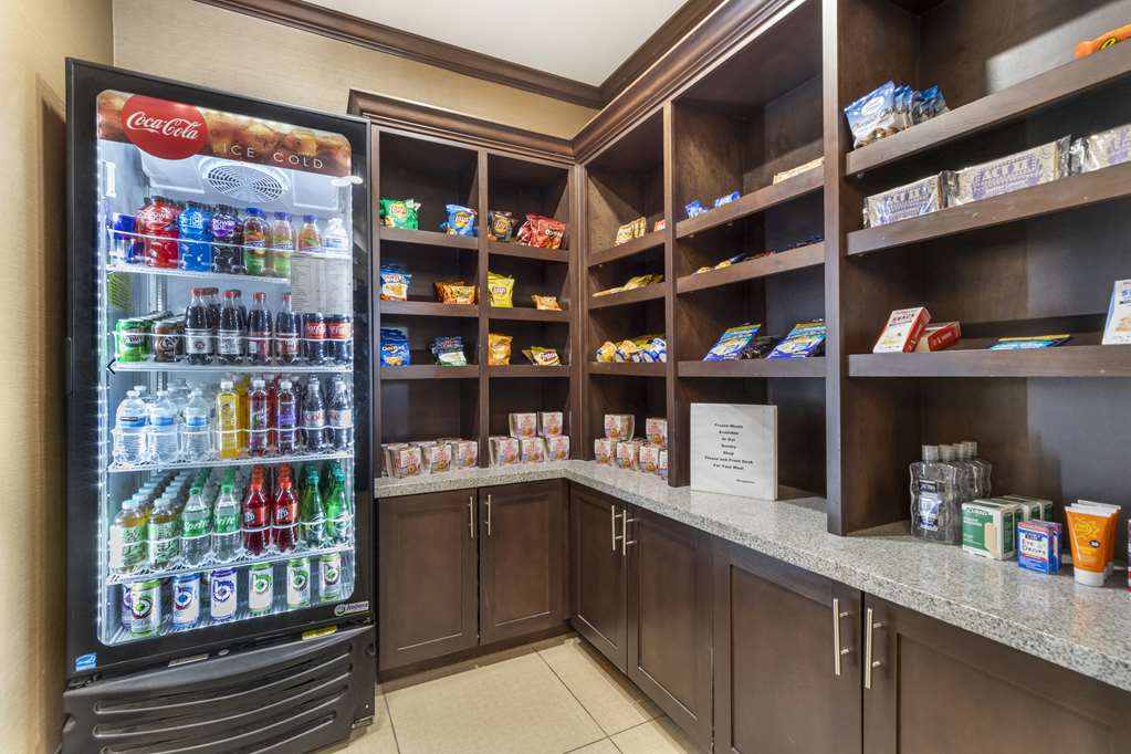 Best Western Plus Longhorn Inn & Suites - photo 9