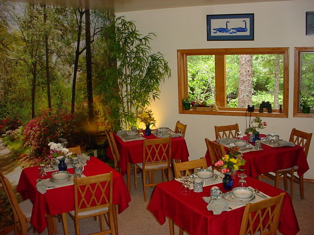 Pearson’s Pond Luxury Inn & Spa — Juneau — photo 5