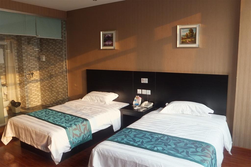 Minghua Business Hotel — hotel in Jiaozhou