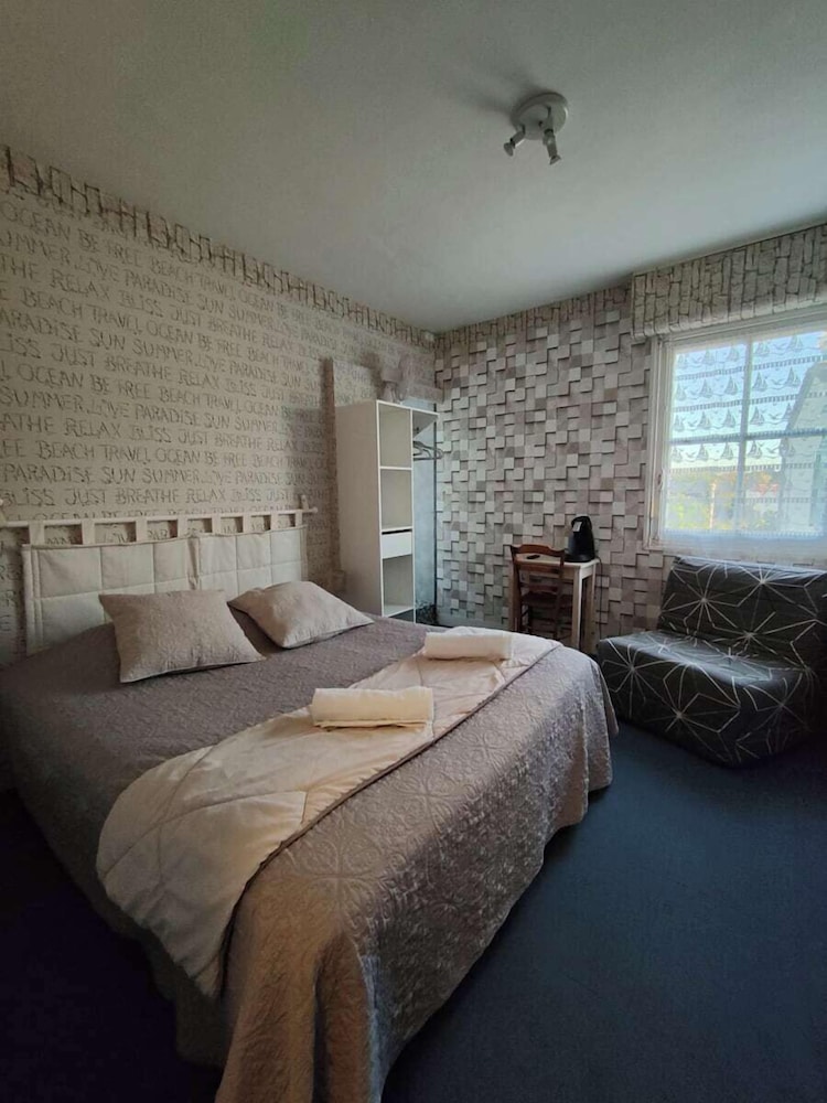 Auberge Le Chata in Saint-Georges-De-Didonne, France