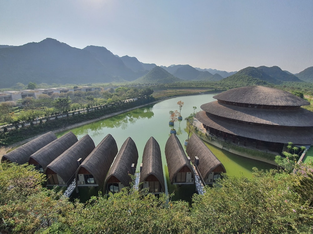 Vedana Resort Ninh Binh — hotel in Nho Quan