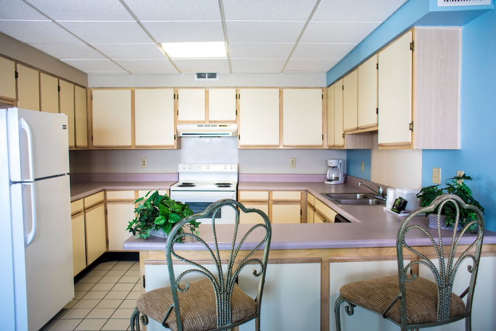 Tropical Seas Hotel - photo 32