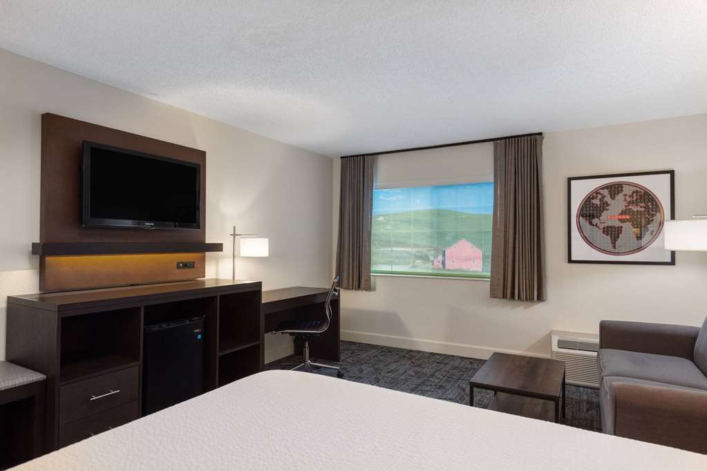 Ramada by Wyndham Spokane Airport - photo 18