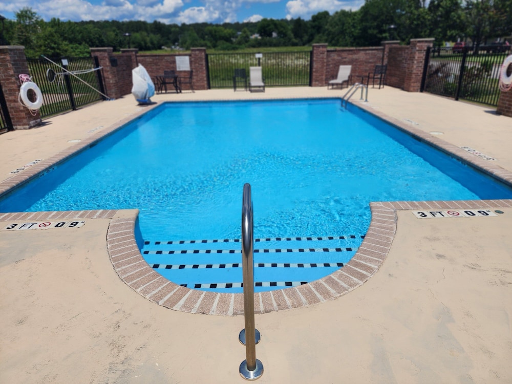 Holiday Inn Express Heber Springs by IHG - photo 13