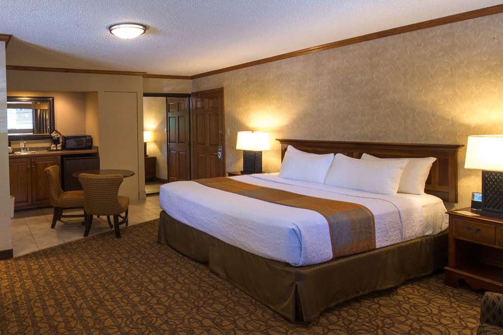 Best Western Inn of the Ozarks - photo 27