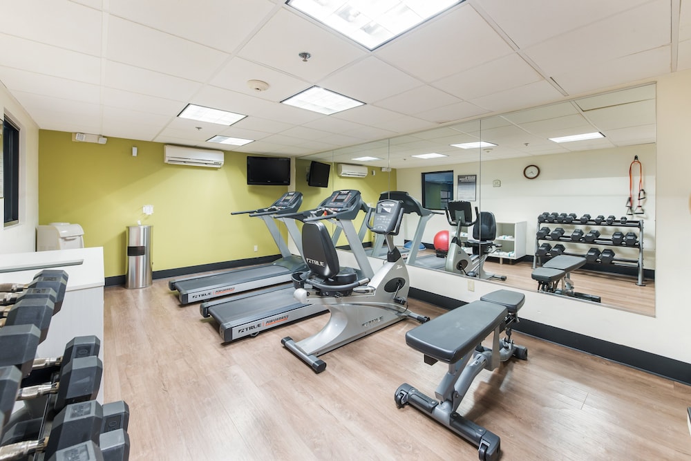 Holiday Inn Express London by IHG - photo 40