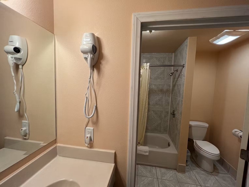 Frazier View Motel - photo 42