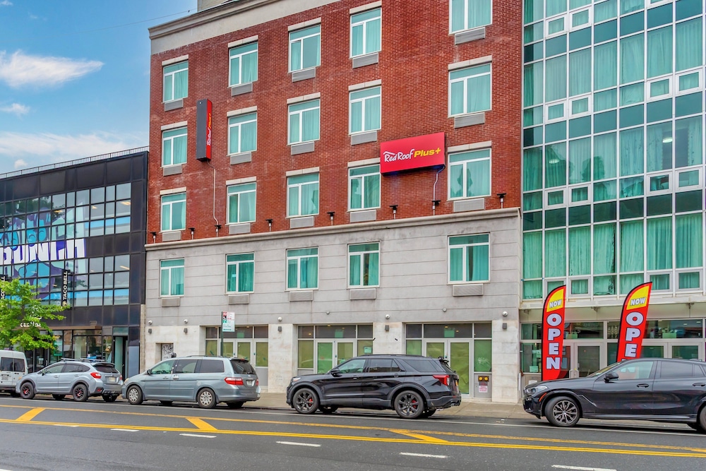Red Roof Plus Brooklyn Flatbush Ave - photo 42