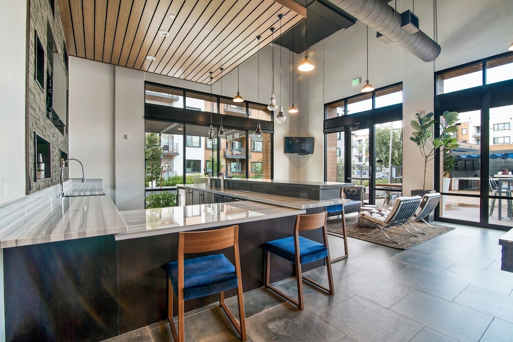 Global Luxury Suites in Menlo Park - photo 68
