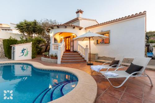 Villa Mimosa by Abahana Villas — 4-Star Luxury Hotel in Benitachell, Spain