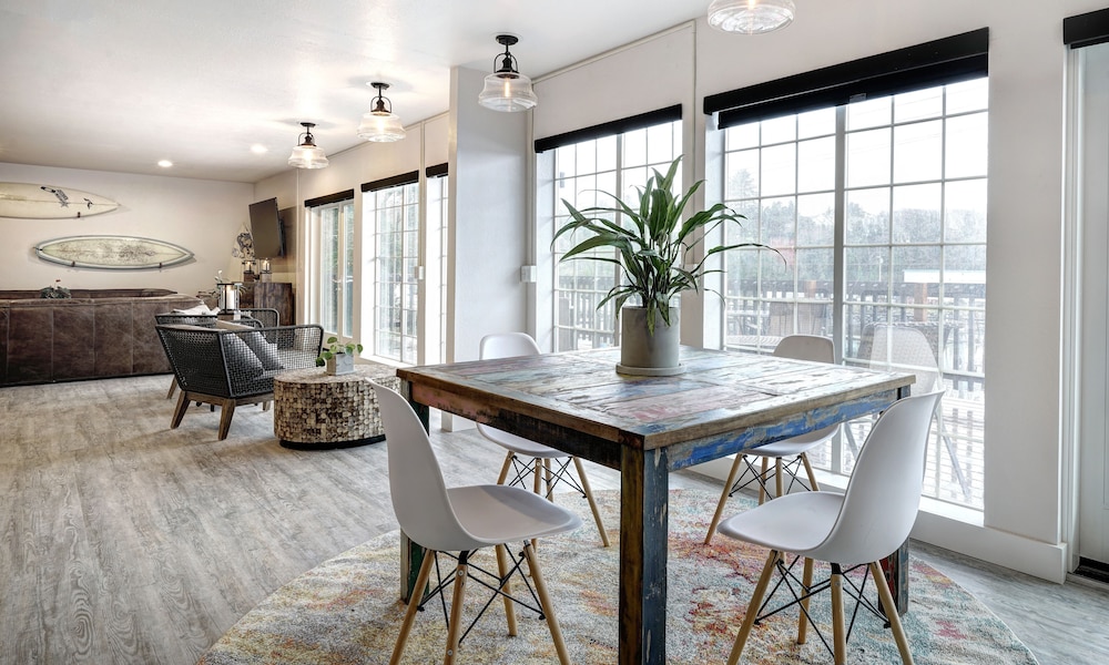 Scp Depoe Bay - photo 3