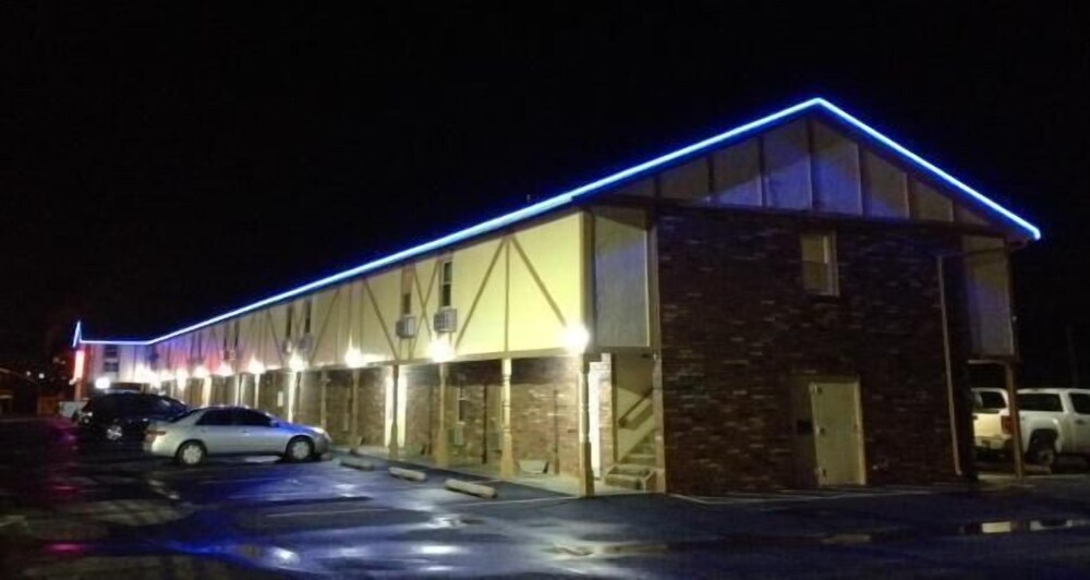 Economy Express Inn - photo 15