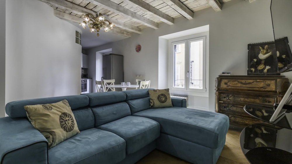 Italianway Meravigli 18 — 4-Star Luxury Hotel in Milan, Italy