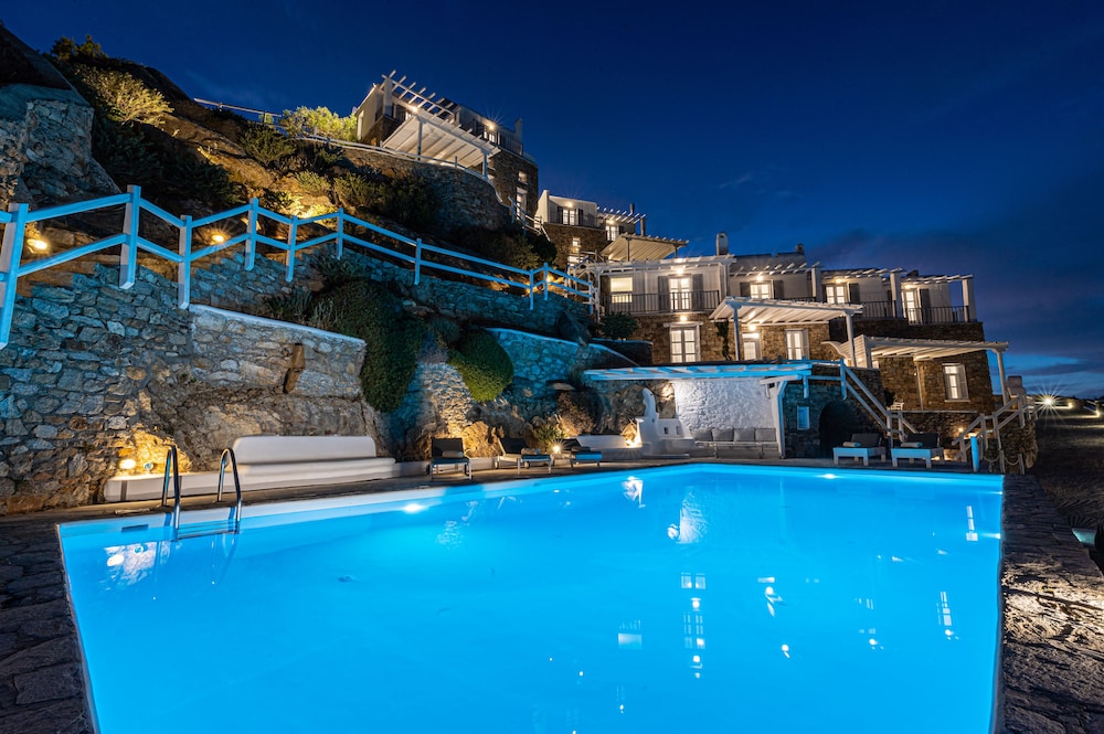 Villa Thelgo — 4-Star Luxury Hotel in Mykonos, Greece