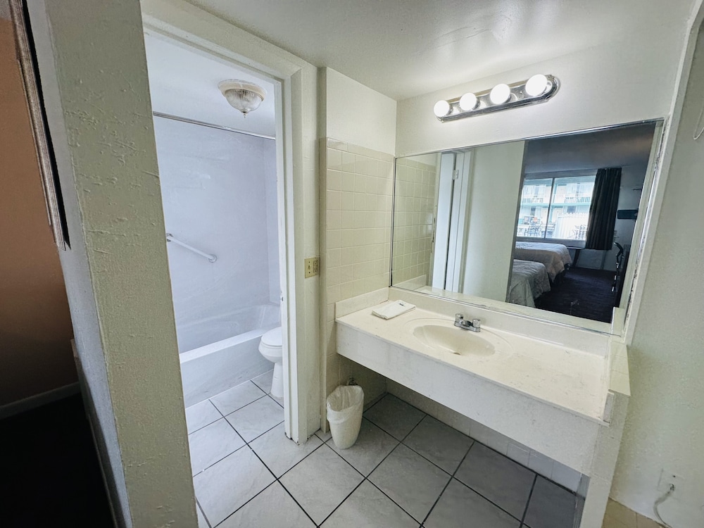 Boca Inn - photo 23