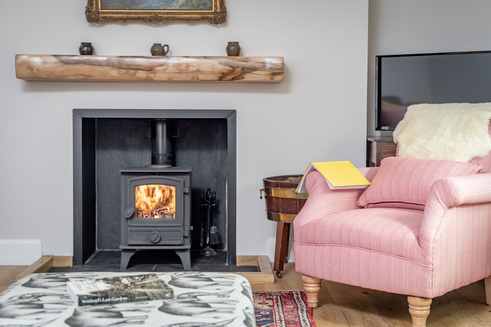 Burnside - carbon neutral hotel in Crieff