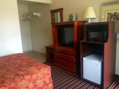 Carpet Inn - photo 15