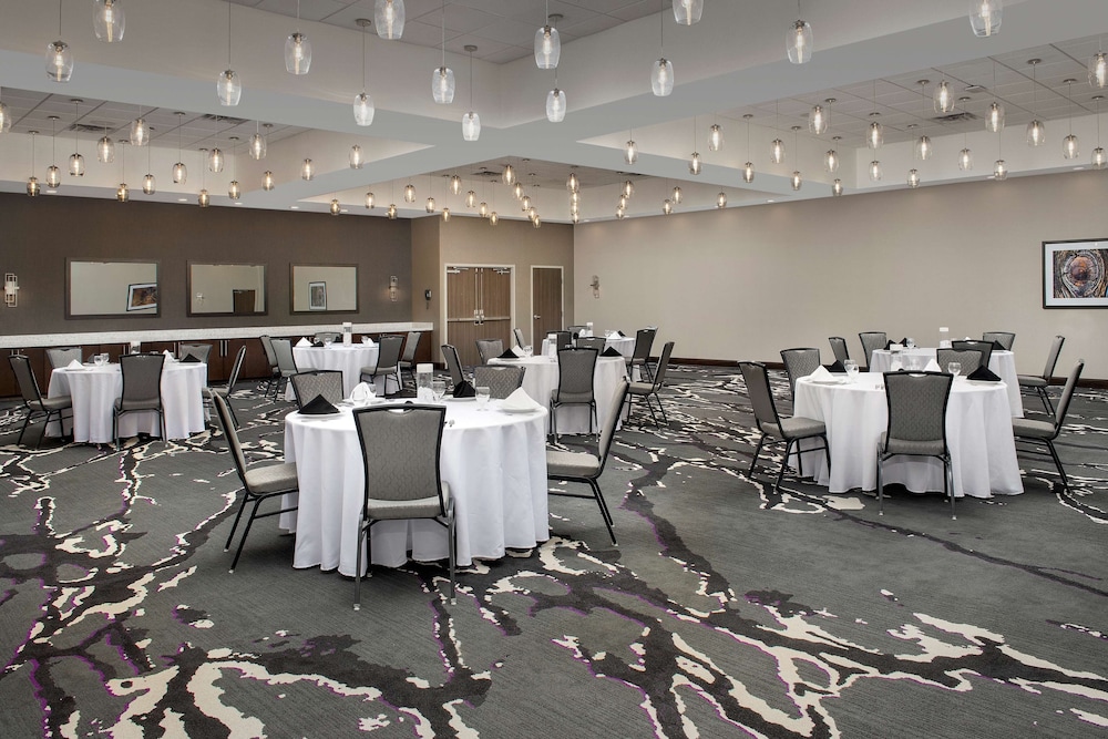 Hilton Garden Inn Columbia Airport - photo 49