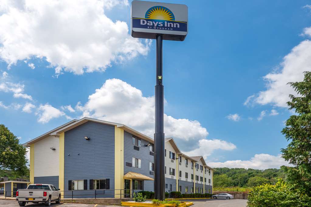 Days Inn by Wyndham Somerset PA I 70 I 76 - photo 3