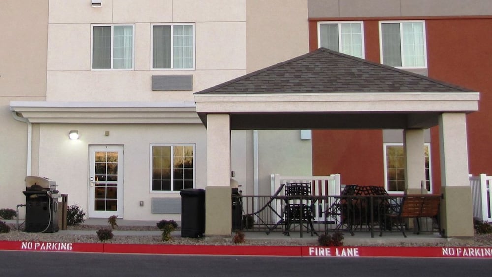 Candlewood Suites Midland SW by IHG - photo 37