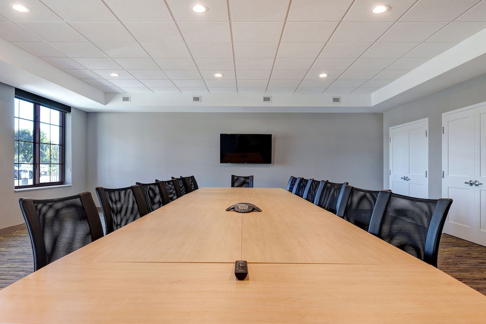 TownePlace Suites San Luis Obispo - photo 50