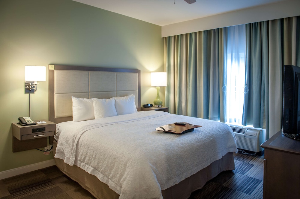 Hampton Inn & Suites New Orleans Elmwood Clearview Pkway LA - photo 27