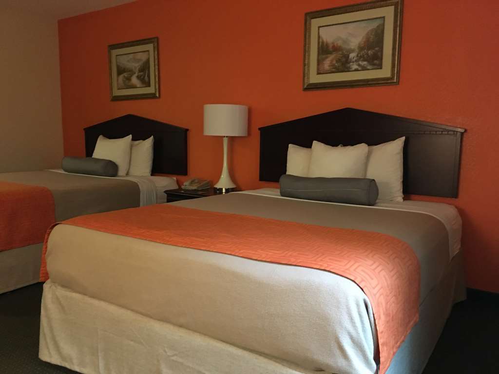 Howard Johnson by Wyndham Houma - photo 13