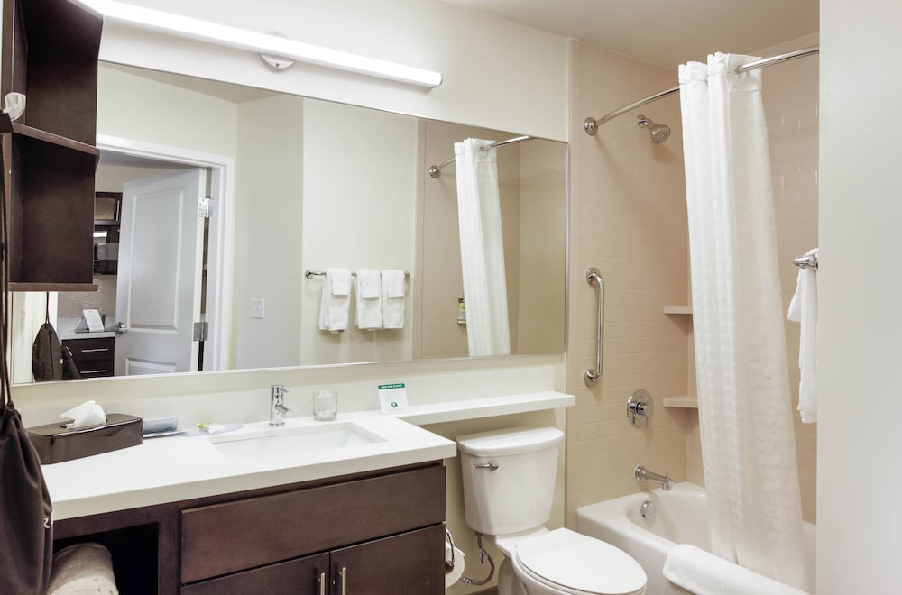 Candlewood Suites Brighton by IHG - photo 20