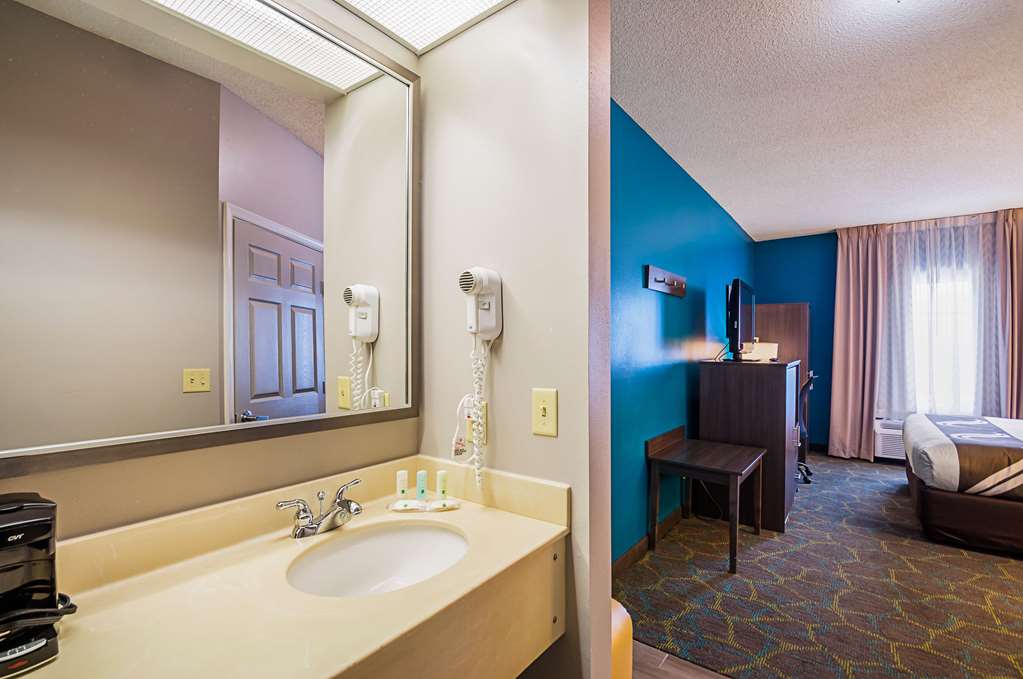 Quality Inn Harrisonburg I 81 - photo 21