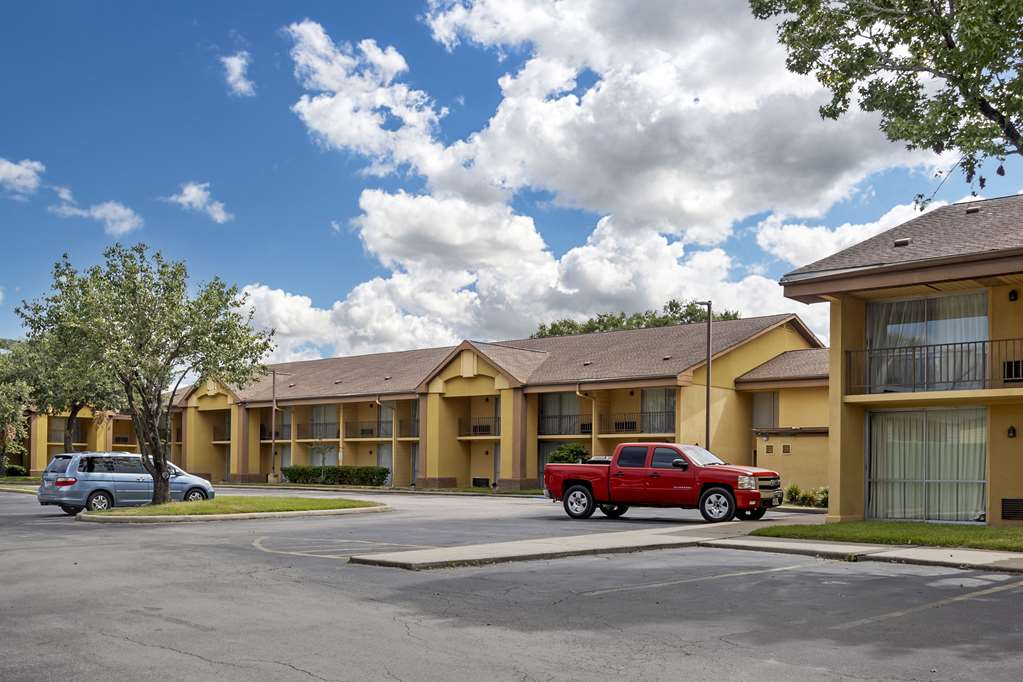 Quality Inn & Suites NRG Park Medical Center - photo 2