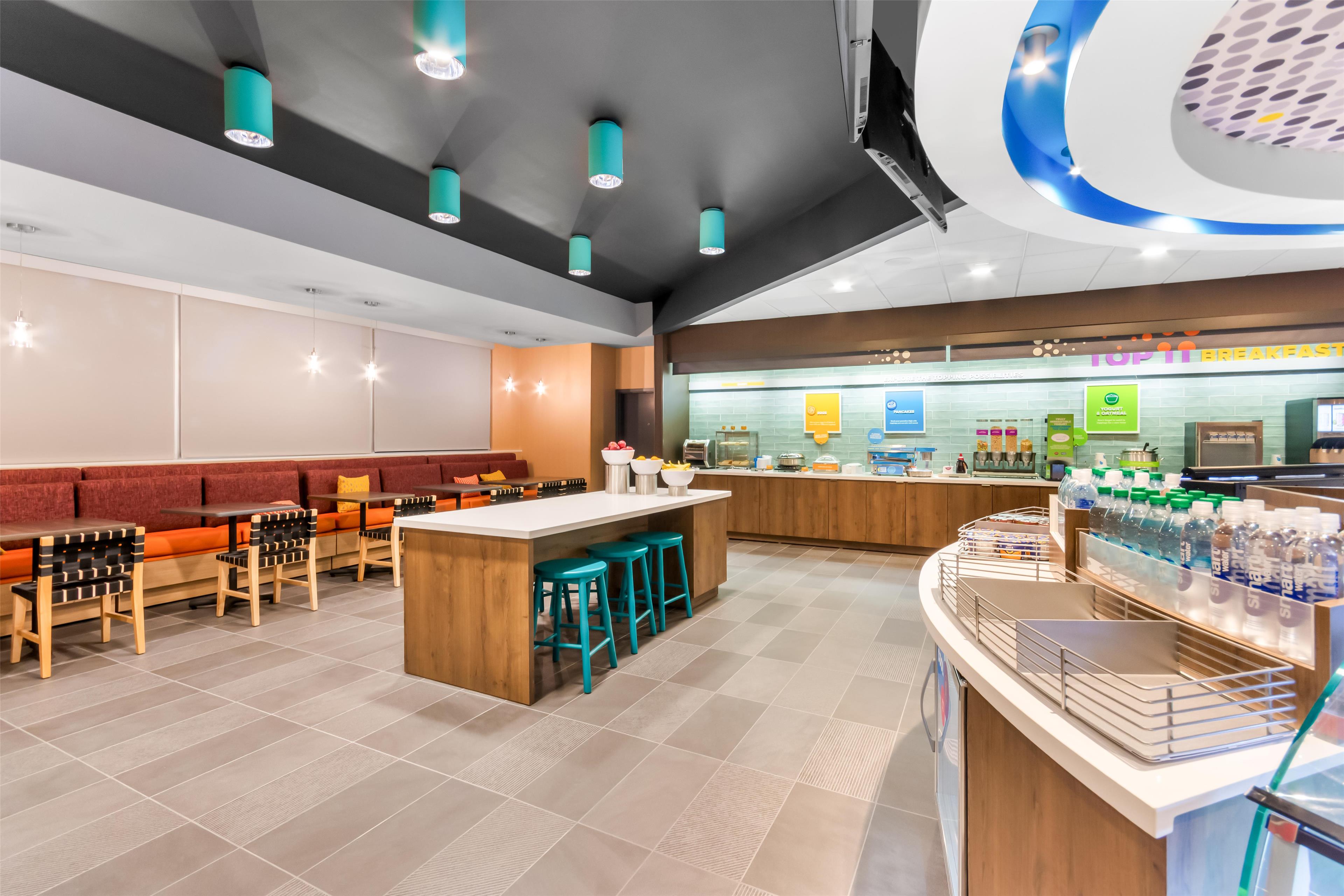 Tru by Hilton Pensacola I 10 North Davis Highway - photo 13