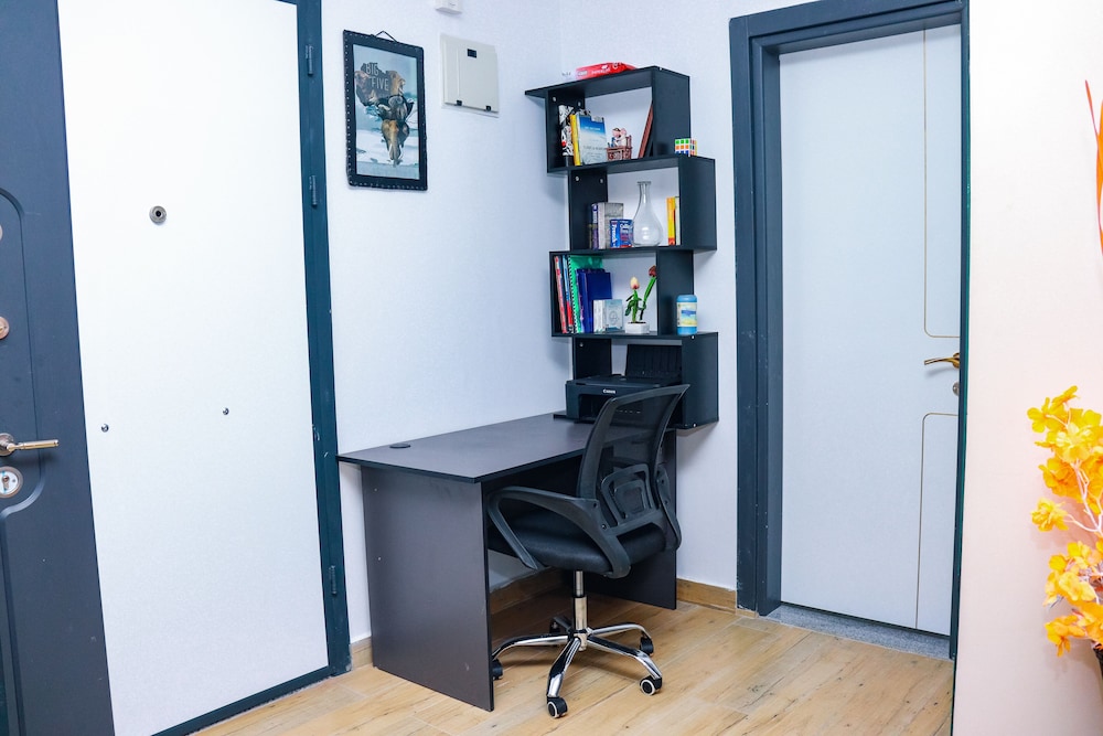 Concierge desk
