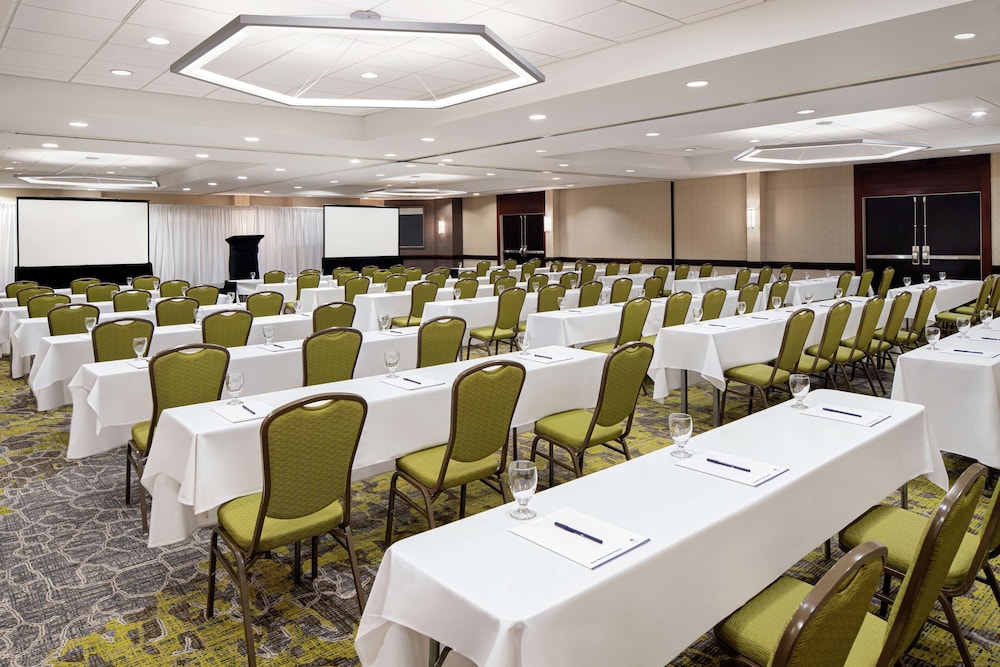DoubleTree Suites by Hilton Charlotte SouthPark - photo 44