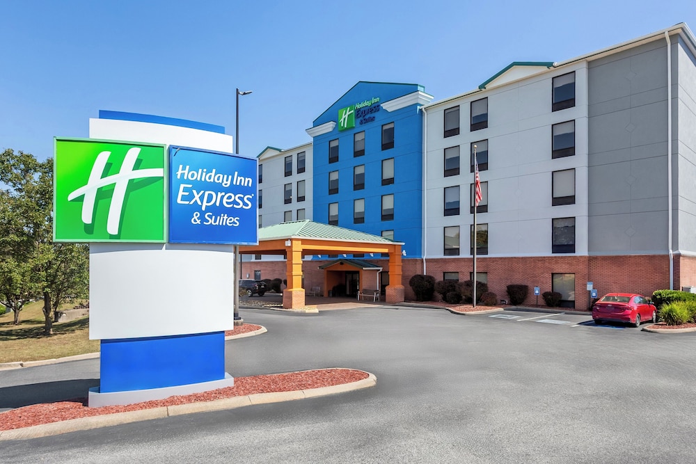 Holiday Inn Express Suites Charleston by IHG - photo 60
