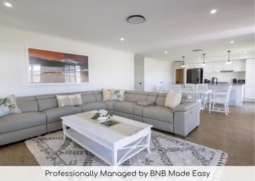 Luxury On Lesmurdie Close To Zoo Golf Club — Dubbo