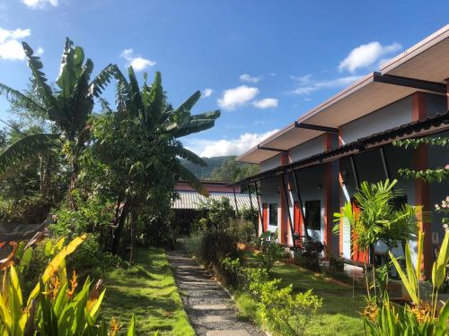 Villafarmsuk@khanom — 4-Star Luxury Hotel in Nakhon Si Thammarat, Thailand