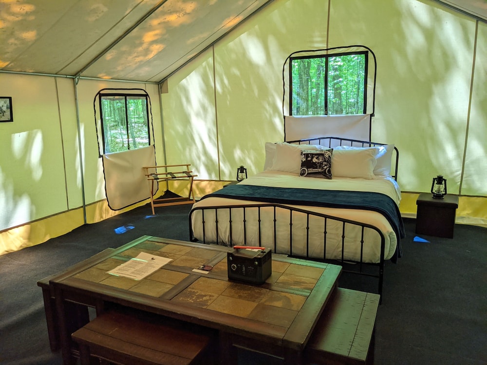 Coadys' Point of View Lake Resort - photo 30