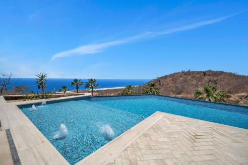 3BD 3BA Overlooking Quivira above Sunset Beach