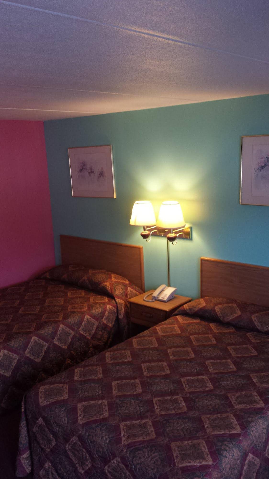 Gateway Inn Knoxville - photo 8