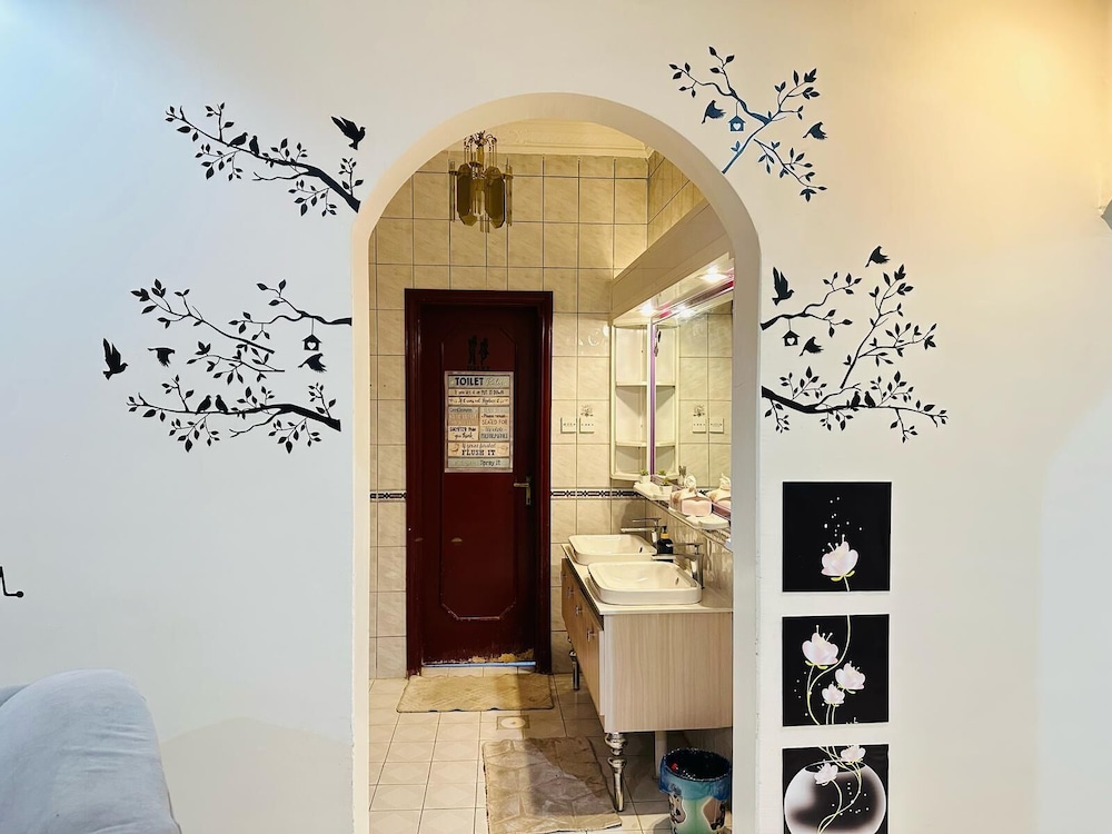 Su Casa Hostel — 5-Star Luxury Hotel in Riyadh, Saudi Arabia